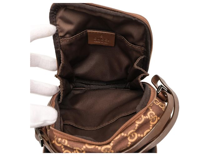 Pouch accessori Gucci in tela GG marrone con doppia zip - vista 4