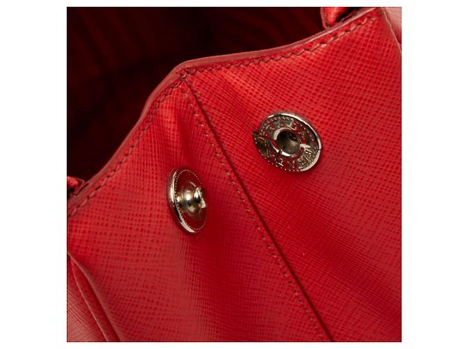 Prada Galleria Handtasche aus rotem Saffiano-Leder - Ansicht 9
