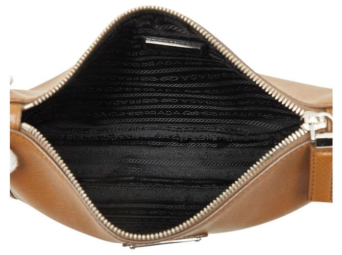 Sac à épaule Prada en cuir Saffiano marron - vue 8