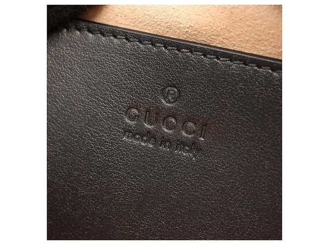 Borsa a tracolla in pelle Gucci GG Marmont Nero - vista 4