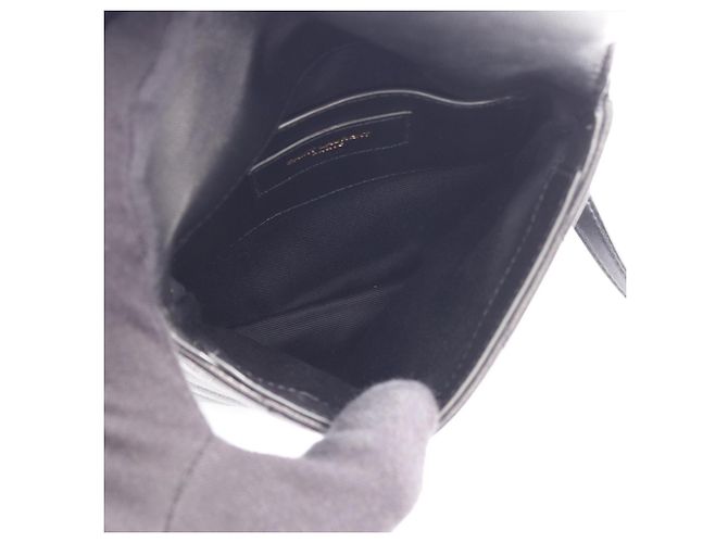 Borsa a tracolla in pelle nera Yves Saint Laurent Nero - vista 3