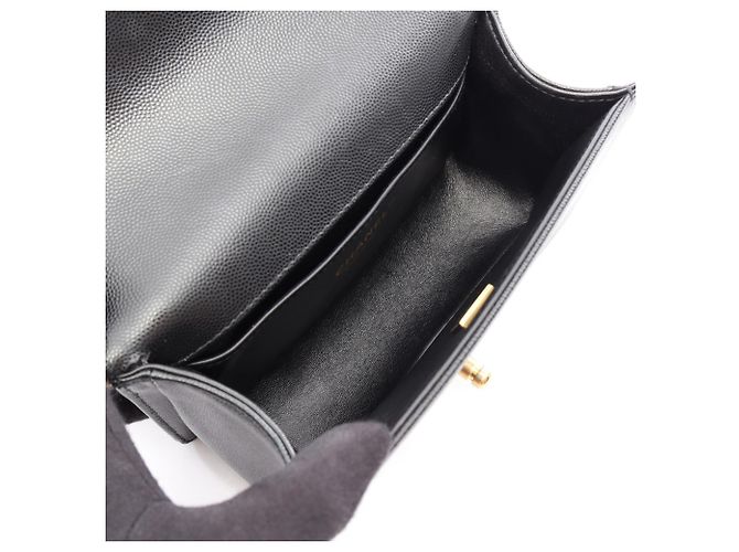 Sac à épaule Chanel Boy Small en cuir de veau grainé noir - vue 3
