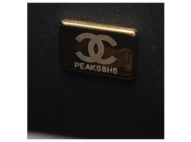 Sac à épaule Chanel Boy Small en cuir de veau grainé noir - vue 5