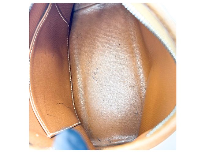 Hermès Berlingot Leather PM Marrom - vista 5