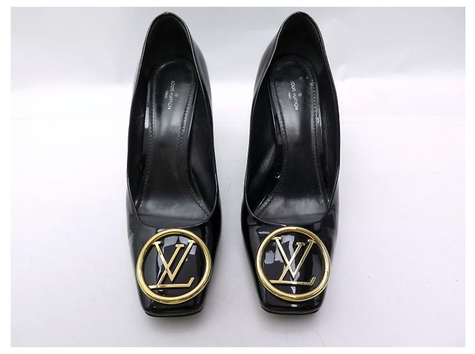 SCARPE LOUIS VUITTON DECOLLETÉ MADELEINE 40 IN PELLE NERA LOGO LV Nero - vista 8