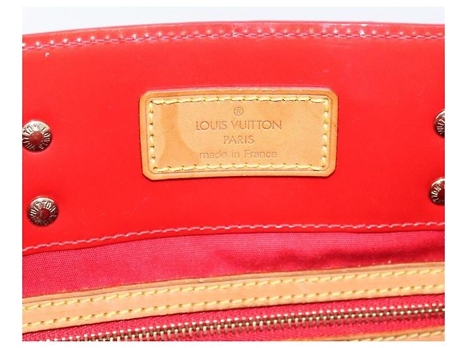 Louis Vuitton Reade Monogram Vernis MM Rouge - vue 6