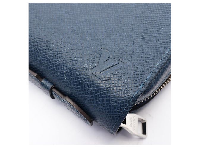 Louis Vuitton Zippy XL Taiga Stripe Ocean Round Long Wallet Navy blue - view 7