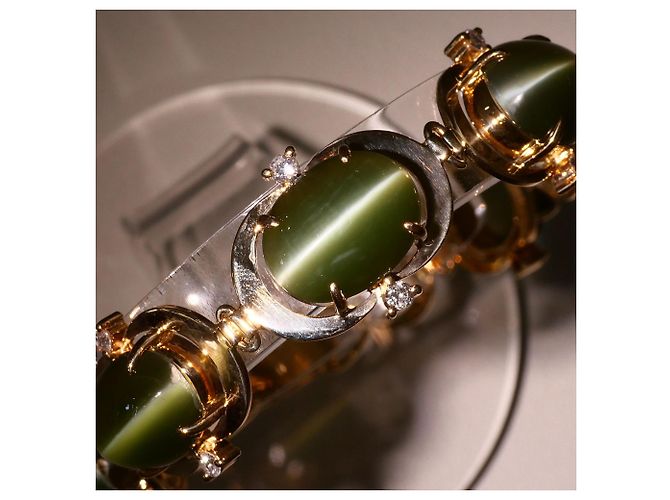 Autre Marque Bracciale con charm in oro giallo 10K con occhio di gatto e diamante D'oro - vista 3