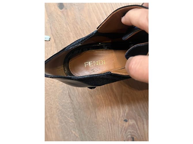 Stivaletti Fendi in denim e vernice nera peep-toe Nero Blu scuro - vista 12