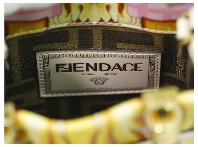 Fendi x Versace Fendace Convertible Sunshine Shopper Printed Laminated Leather Mini Mehrfarben - Ansicht 5
