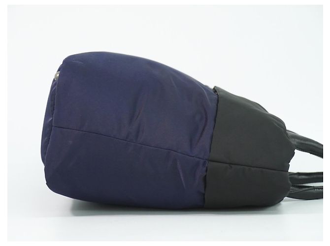 Prada Convertible Double Tessuto Medium Bleu Marine - vue 4