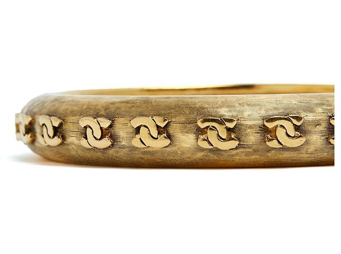 Chanel Set Bracciali Vintage Gripoix e Logo CC D'oro - vista 7