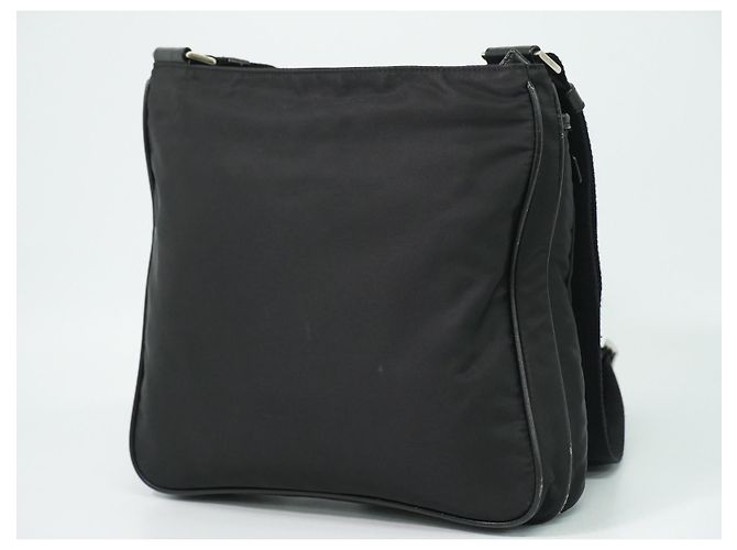 Prada Bolso Messenger de Tessuto Acolchado con Cremallera Frontal Medium Negro - vista 2
