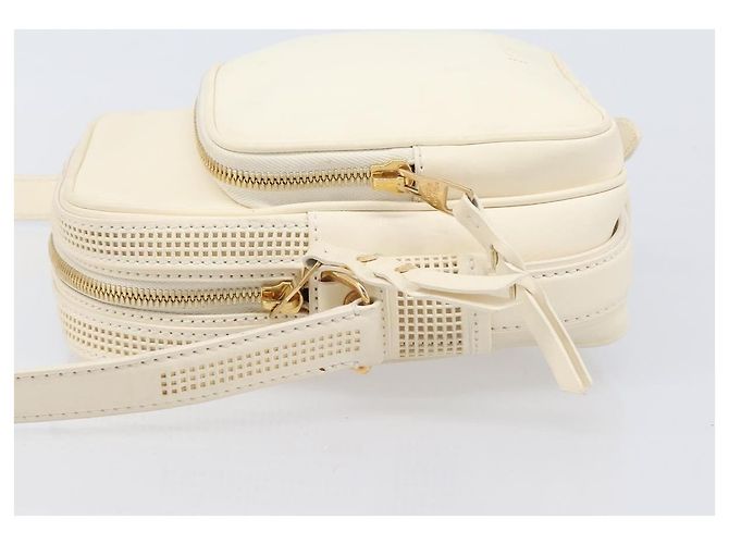 Louis Vuitton Bequia Trotter Messenger Nomade Leather MM Blanc - vue 4