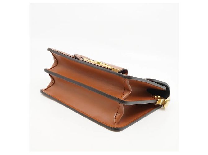 Louis Vuitton Dauphine Reverse Monogram Canvas Mini Marrom - vista 3