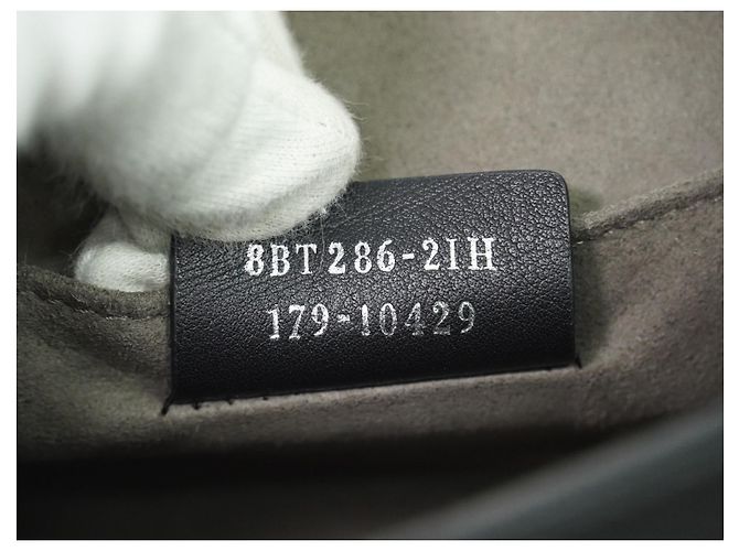 Fendi Kan I F Leather Small Negro - vista 5