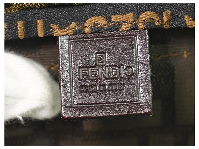 Fendi Convertible Zucca Canvas Castaño - vista 4
