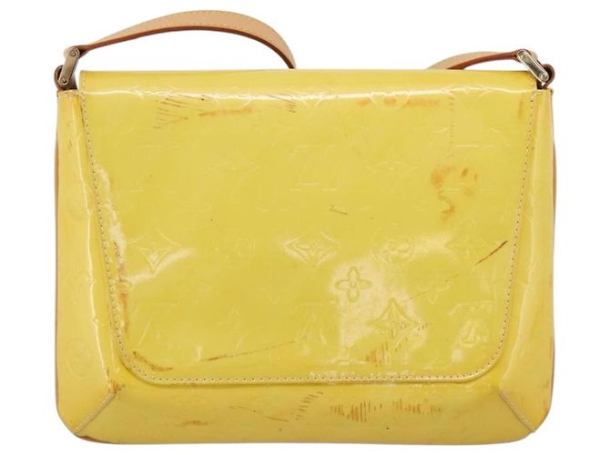 Louis Vuitton Thompson Street Monogram Vernis Medium Jaune - vue 2
