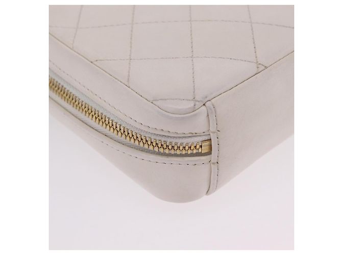 Borsa a mano CHANEL Matelasse con catena in pelle d'agnello 2way White Gold CC Auth 206465M Bianco D'oro - vista 15