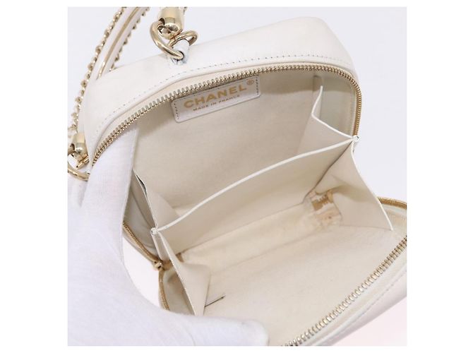 Borsa a mano CHANEL Matelasse con catena in pelle d'agnello 2way White Gold CC Auth 206465M Bianco D'oro - vista 21
