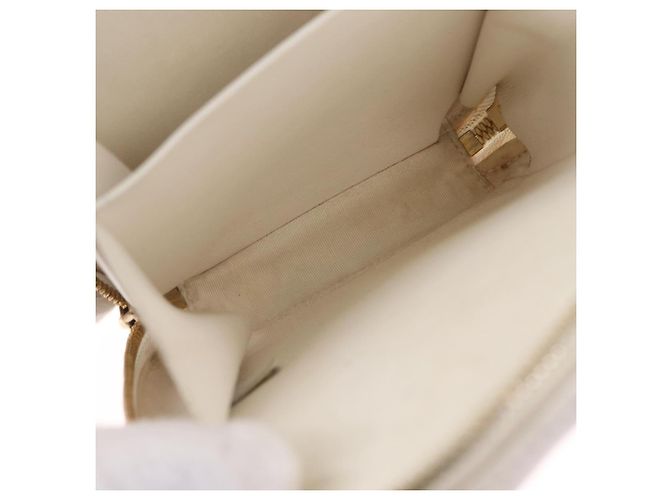 Borsa a mano CHANEL Matelasse con catena in pelle d'agnello 2way White Gold CC Auth 206465M Bianco D'oro - vista 23