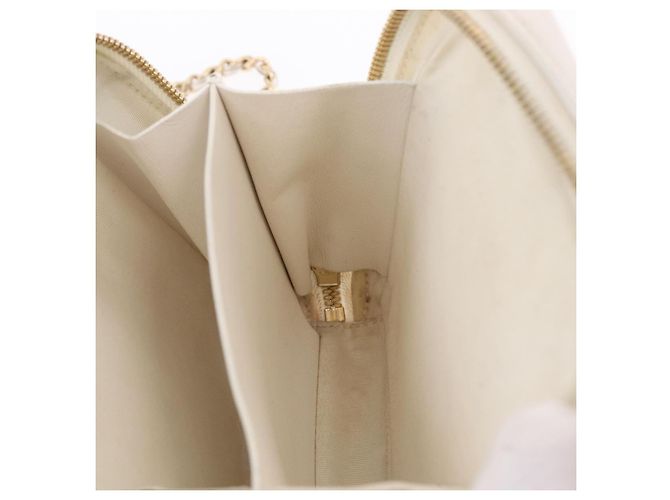 Borsa a mano CHANEL Matelasse con catena in pelle d'agnello 2way White Gold CC Auth 206465M Bianco D'oro - vista 24