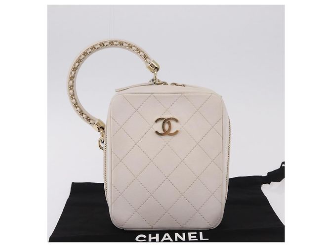 Borsa a mano CHANEL Matelasse con catena in pelle d'agnello 2way White Gold CC Auth 206465M Bianco D'oro - vista 31