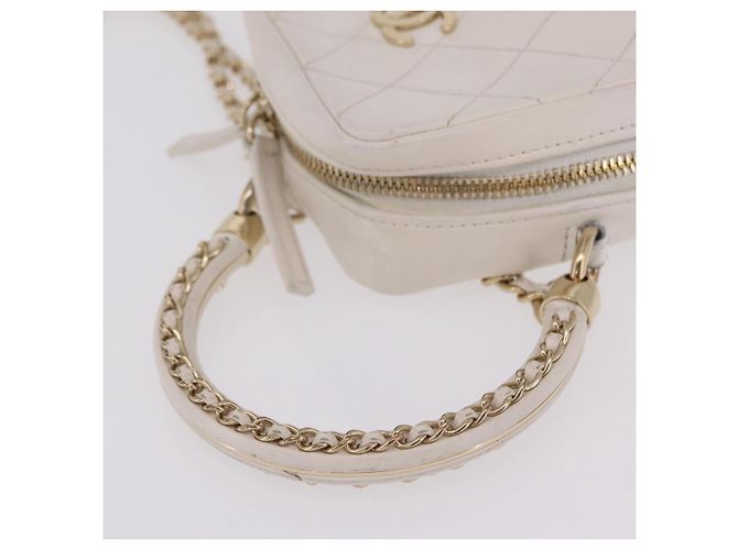 Borsa a mano CHANEL Matelasse con catena in pelle d'agnello 2way White Gold CC Auth 206465M Bianco D'oro - vista 7