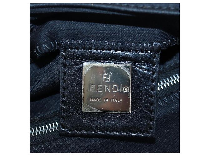 Borsa a spalla FENDI Mamma Baguette in jersey di cotone nero e argento 26424 Auth am12709A - vista 19