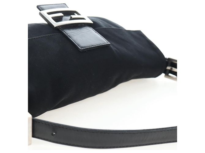 Borsa a spalla FENDI Mamma Baguette in jersey di cotone nero e argento 26424 Auth am12709A - vista 6