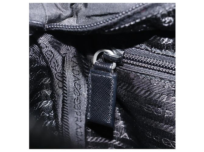 Bolsa de Ombro PRADA Nylon Preto Prata Auth 206731A - vista 21
