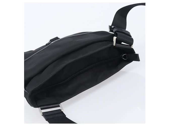 Bolsa de Ombro PRADA Nylon Preto Prata Auth 206731A - vista 6