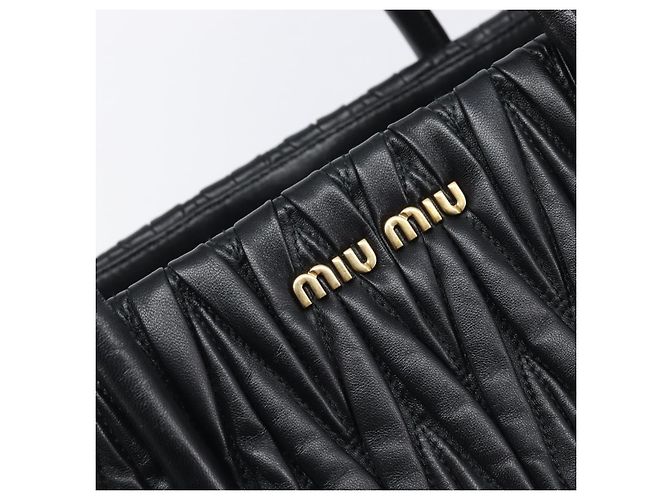 Borsa Miu Miu Matelassé in pelle beige e oro autentica BA16043A D'oro - vista 17