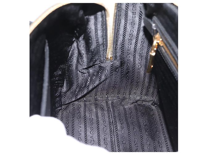 Borsa Mini Boston PRADA
Pelle Saffiano 2 vie Nero Oro Auth fm5456V D'oro - vista 24