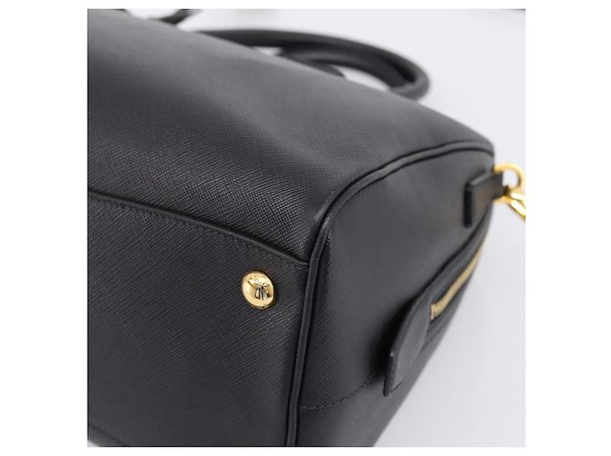Borsa Mini Boston PRADA
Pelle Saffiano 2 vie Nero Oro Auth fm5456V D'oro - vista 9