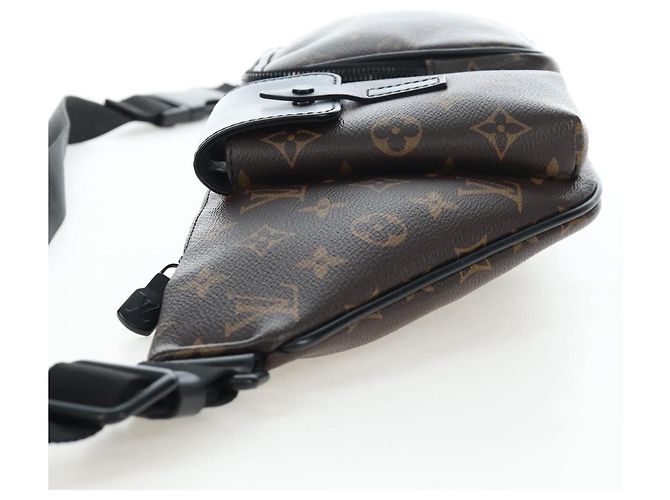 LOUIS VUITTON Monogram Macassar Christopher Bum Bag M45337 LV Auth 206714V Monograma - vista 3