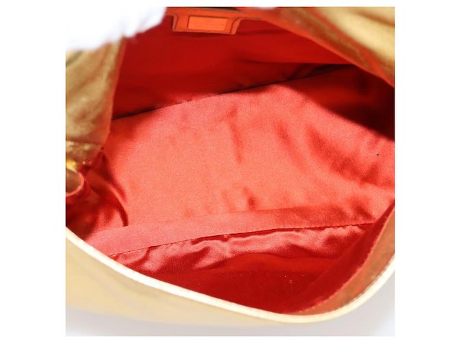 Borsa a tracolla FENDI Mamma Baguette in pelle dorata Auth BA16067SAM D'oro - vista 18