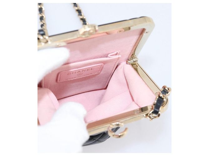 CHANEL Kettenbeutel aus Lammleder Schwarz Goldfarben CC Auth 206632SAV - Ansicht 17