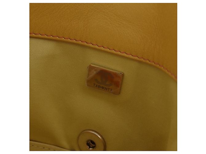 Borsa a tracolla CHANEL Large Hobo Matelasse con catena in pelle di vitello Orange Auth ka6476SAM Arancione - vista 26