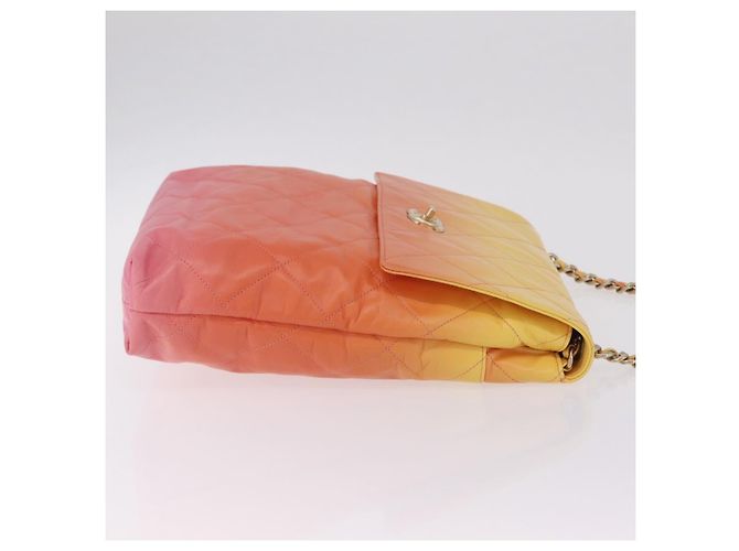 Borsa a tracolla CHANEL Large Hobo Matelasse con catena in pelle di vitello Orange Auth ka6476SAM Arancione - vista 4