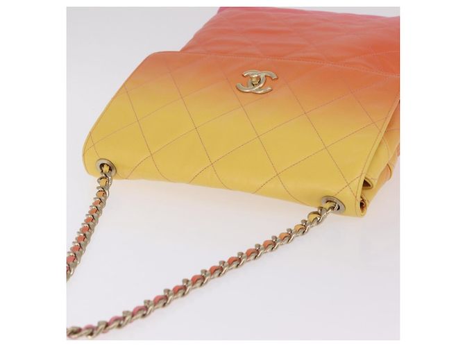Borsa a tracolla CHANEL Large Hobo Matelasse con catena in pelle di vitello Orange Auth ka6476SAM Arancione - vista 6