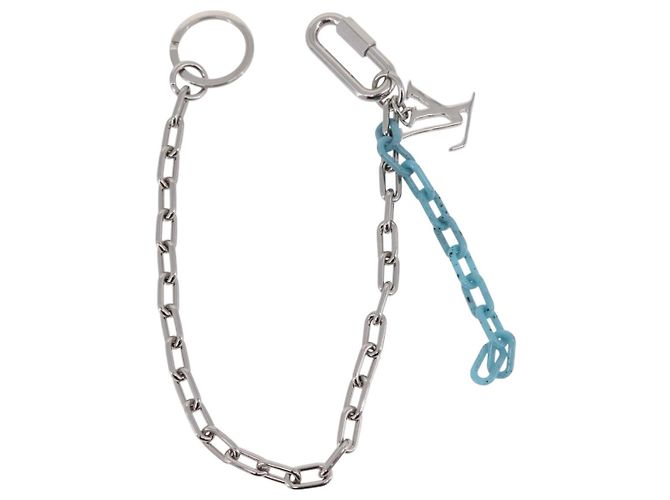 LOUIS VUITTON Portachiavi Ciondolo forma LV metallo Silver MP2619 LV Auth 206379M Argento - vista 8