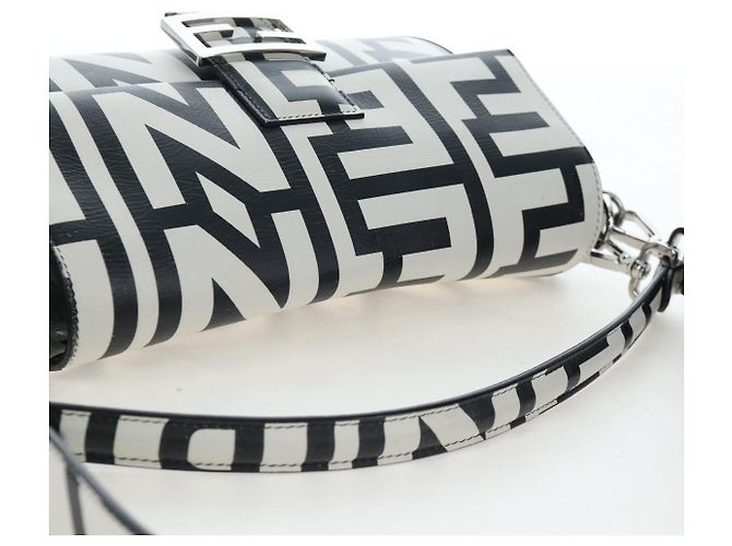 Borsa a tracolla FENDI Mamma Baguette in pelle Mark Jacobs Nera 8BR600 Auth 206295M Nero Argento - vista 10