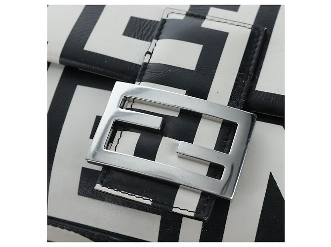 Borsa a tracolla FENDI Mamma Baguette in pelle Mark Jacobs Nera 8BR600 Auth 206295M Nero Argento - vista 23