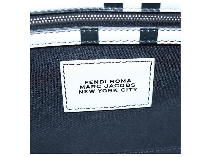 Borsa a tracolla FENDI Mamma Baguette in pelle Mark Jacobs Nera 8BR600 Auth 206295M Nero Argento - vista 27