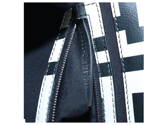 Borsa a tracolla FENDI Mamma Baguette in pelle Mark Jacobs Nera 8BR600 Auth 206295M Nero Argento - vista 33