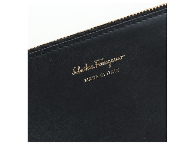 Borsa Salvatore Ferragamo Vala Chain Tote Bag in pelle nera e oro autentica 206334M - vista 22