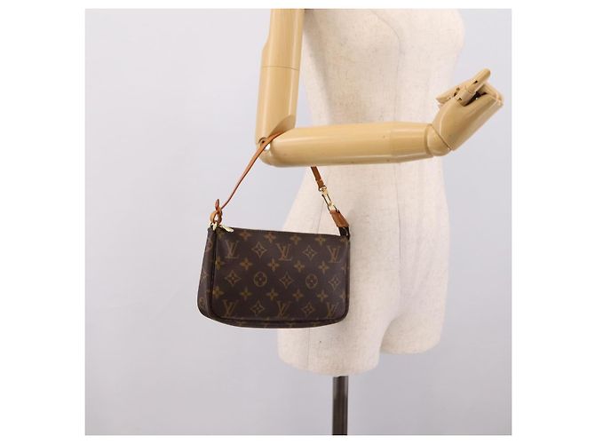 LOUIS VUITTON Monogram Pochette Accessoires Pouch M51980 LV Auth 203897SAV Monograma - vista 22