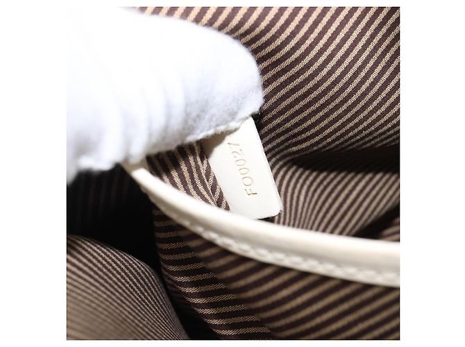 Borsa LOUIS VUITTON Cuir Bequia Trotteur MM Leather White M95359 LV Auth 205951 Bianco - vista 12