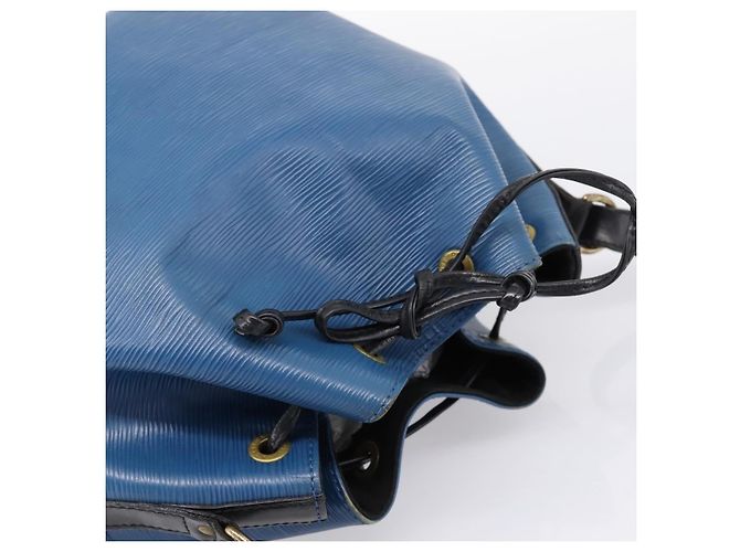 LOUIS VUITTON Borsa a tracolla Epi Petit Noe Nero Blu M44152 LV Auth 206620 - vista 6